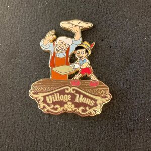 Pinocchio Village Haus pin, Disney dinning - Annual Passholder exclusive 2006
